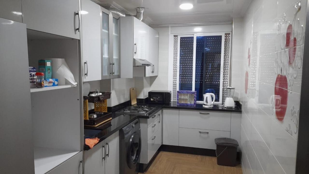 Appartement Nador Wifi Gratuit Clima Mobile Exteriör bild